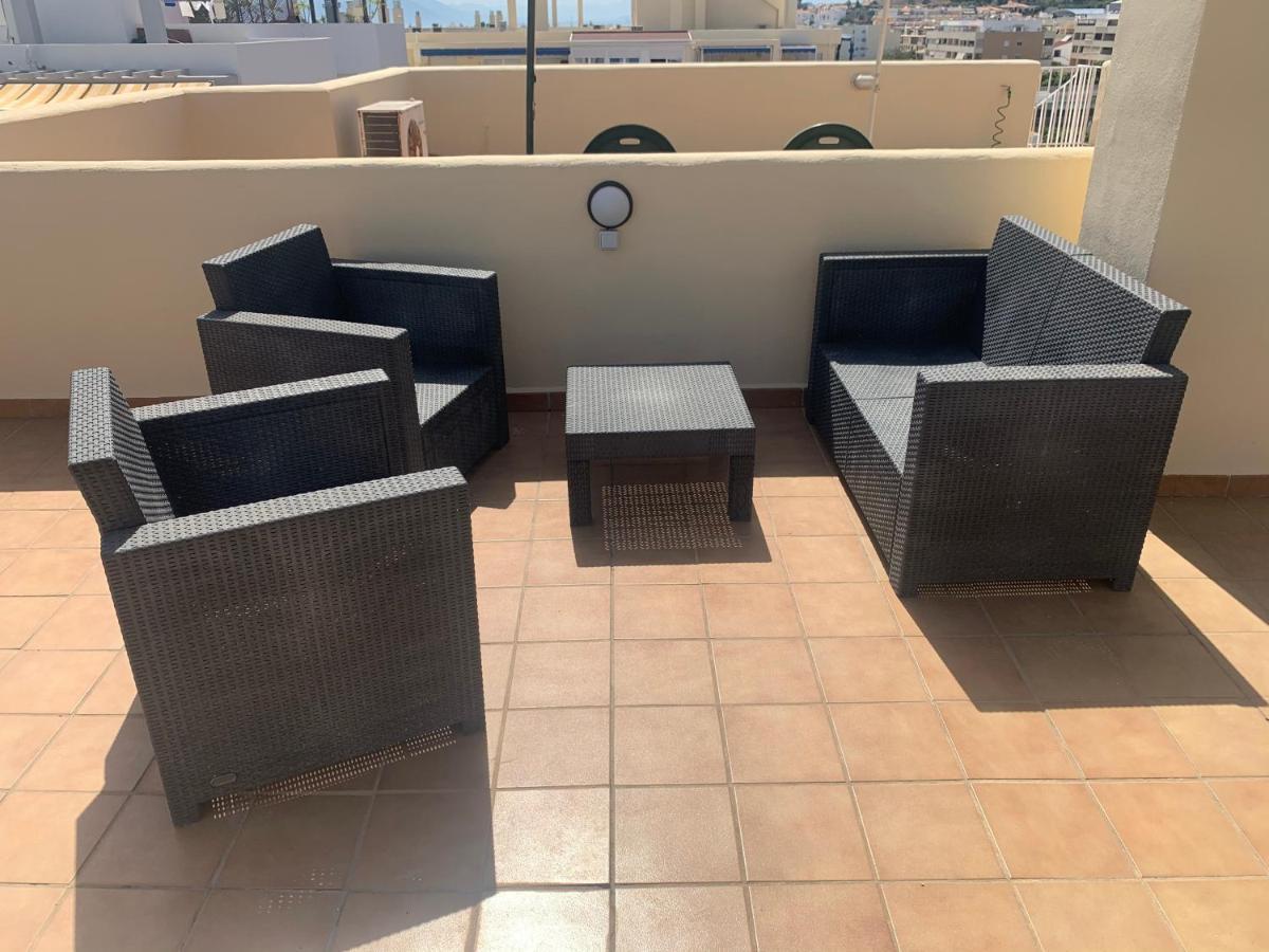 Apartamento Atico A 50 Metros De La Playa Will Lägenhet Rincón de la Victoria Exteriör bild