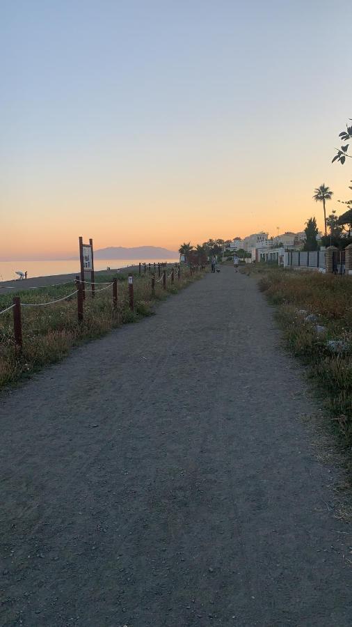 Apartamento Atico A 50 Metros De La Playa Will Lägenhet Rincón de la Victoria Exteriör bild
