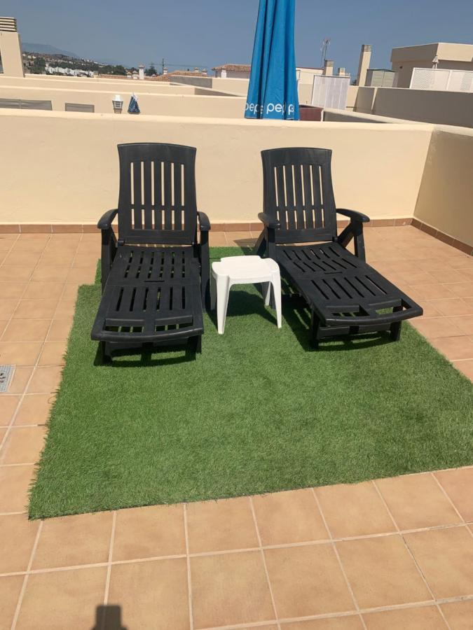 Apartamento Atico A 50 Metros De La Playa Will Lägenhet Rincón de la Victoria Exteriör bild
