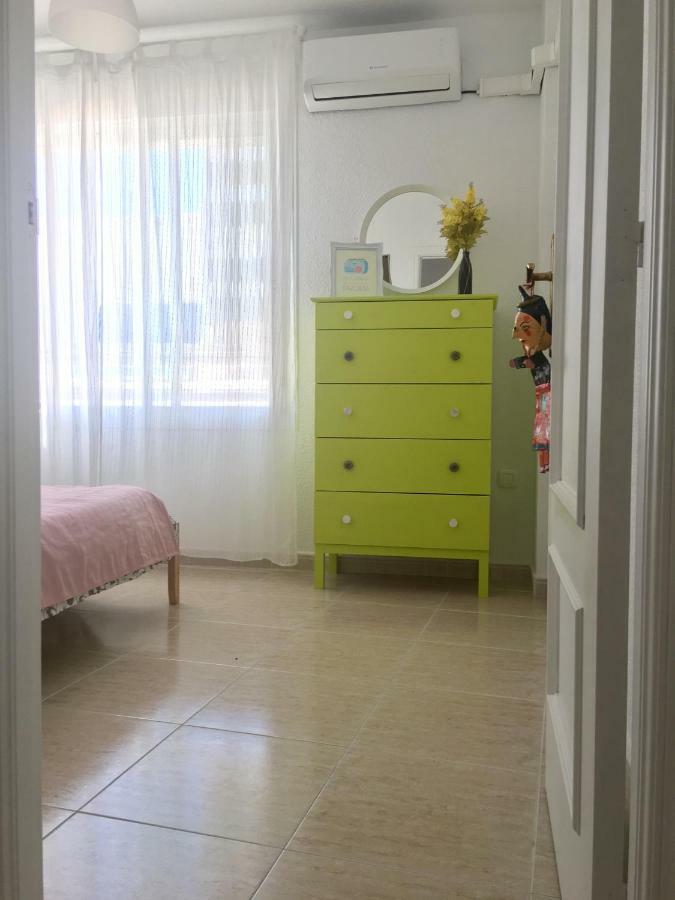 Apartamento Atico A 50 Metros De La Playa Will Lägenhet Rincón de la Victoria Exteriör bild