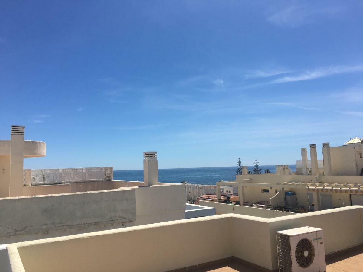 Apartamento Atico A 50 Metros De La Playa Will Lägenhet Rincón de la Victoria Exteriör bild