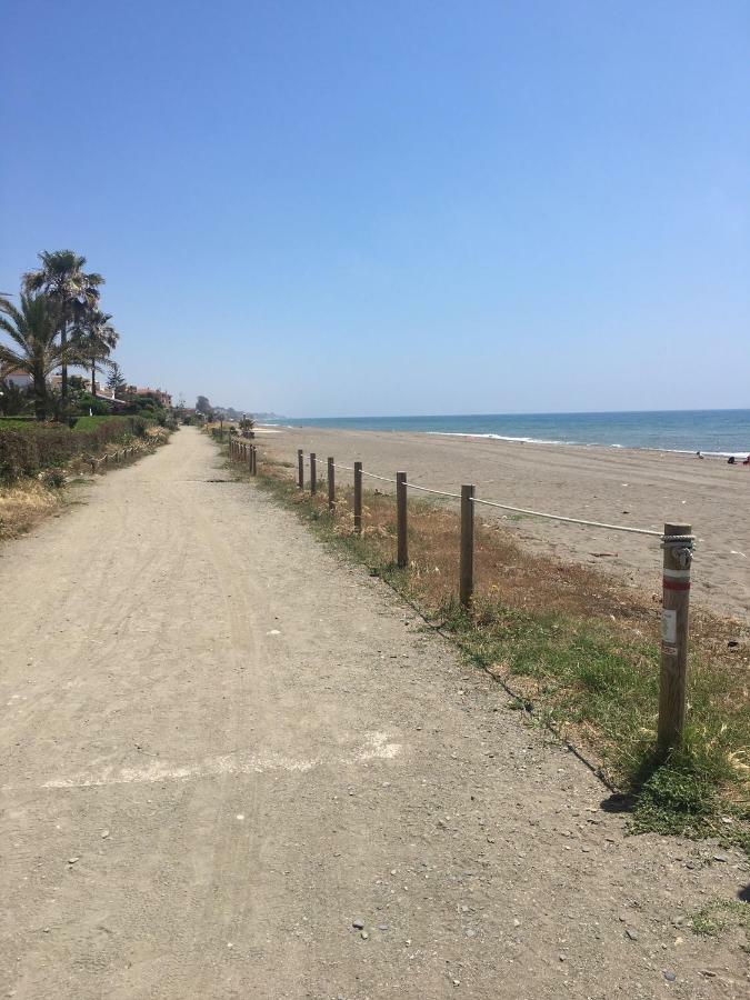 Apartamento Atico A 50 Metros De La Playa Will Lägenhet Rincón de la Victoria Exteriör bild