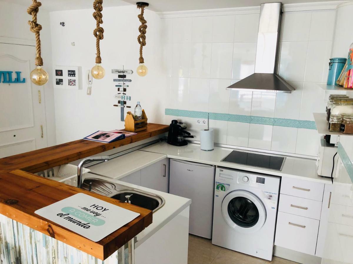 Apartamento Atico A 50 Metros De La Playa Will Lägenhet Rincón de la Victoria Exteriör bild